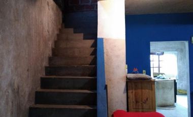 CASA DE DOS PLANTAS DE 200 m2