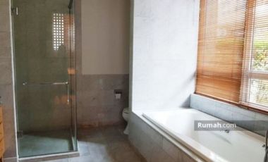 For Rent 2 Storey Exclusive Apartment at Pakubuwono