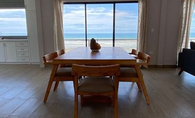 The Malibu Coast of Ecuador: Se Alquila Villa Frente al Mar en La Entrada