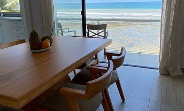 The Malibu Coast of Ecuador: Se Alquila Villa Frente al Mar en La Entrada