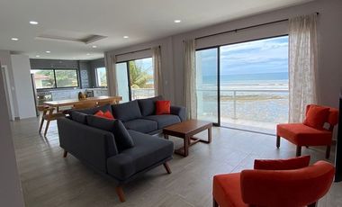 The Malibu Coast of Ecuador: Se Alquila Villa Frente al Mar en La Entrada