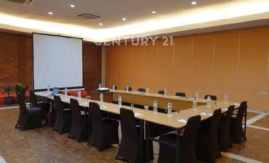 Dijual Hotel Bintang 3 Konsep Tropical Di Bogor