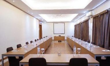 Dijual Hotel Bintang 3 Konsep Tropical Di Bogor