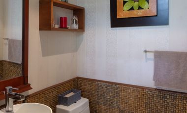 casa en venta en menga. Cod V5518