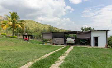 casa en venta en menga. Cod V5518