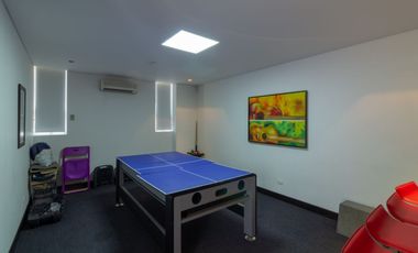 casa en venta en menga. Cod V5518