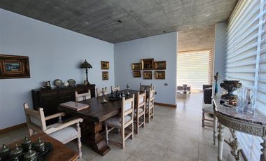 Casa en venta Club de Golf Los Lirios de 7 dorm, Requínoa