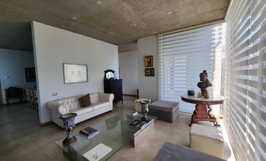 Casa en venta Club de Golf Los Lirios de 7 dorm, Requínoa