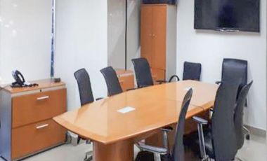 Oficina acondicionada en renta de 240m2 en PB zona Loma Larga Mty N.L.