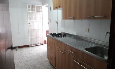 apartamento en arriendo en centro. Cod A27827