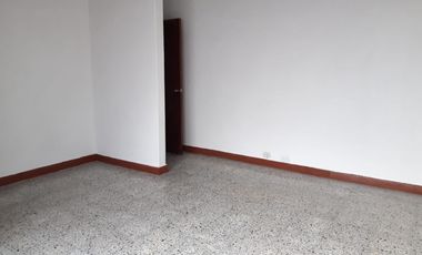 apartamento en arriendo en centro. Cod A27827