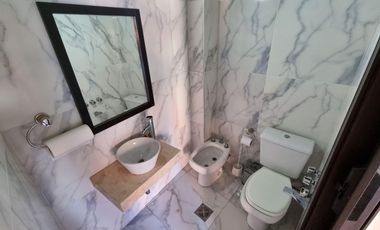 Venta impecable casa jardin y pileta San Fernando