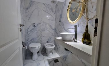 Venta impecable casa jardin y pileta San Fernando