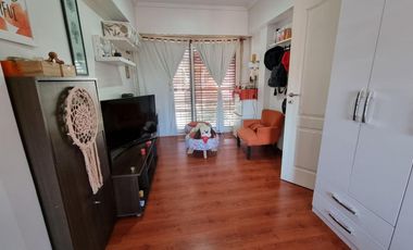 Venta impecable casa jardin y pileta San Fernando