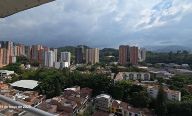 apartamento en arriendo en prados de sabaneta. Cod A511936
