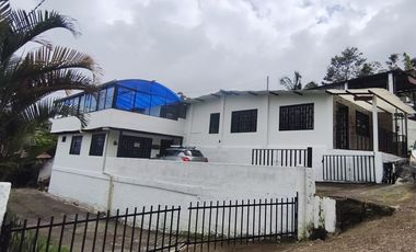casa en venta en el mirador de pomarroso. Cod V14156
