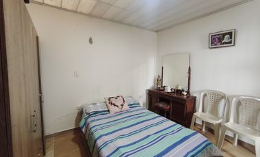 casa en venta en el mirador de pomarroso. Cod V14156