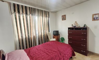 casa en venta en el mirador de pomarroso. Cod V14156