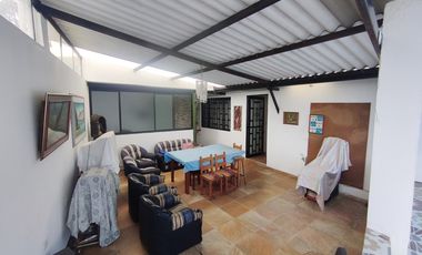casa en venta en el mirador de pomarroso. Cod V14156