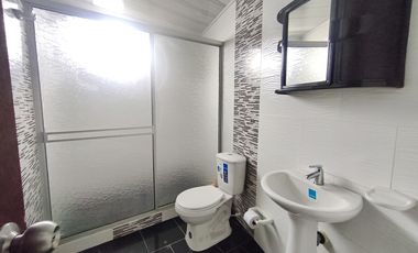 casa en venta en el mirador de pomarroso. Cod V14156