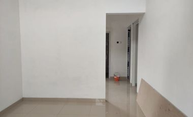 RUMAH BARU DI MAGELANG DEKAT ALUN ALUN TEPI JALAN DP 10%