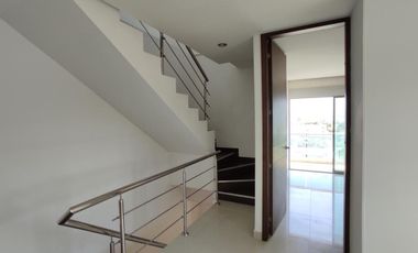 casa condominio en venta en los alpes. Cod V102064