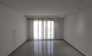 casa condominio en venta en los alpes. Cod V102064