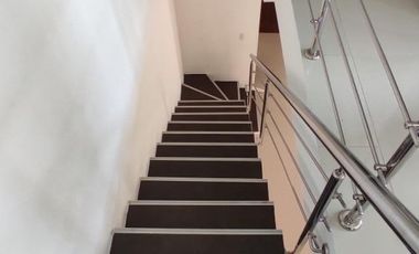 casa condominio en venta en los alpes. Cod V102064