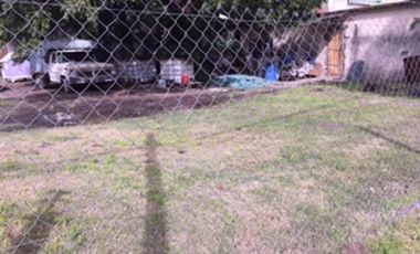 Galpones en Venta con Lote en Esquina Importante de Villa Zapiola