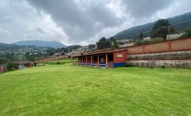 Venta de casa campestre en Santa Cruz Ayotuxco