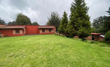 Venta de casa campestre en Santa Cruz Ayotuxco