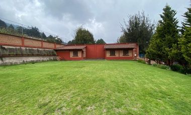 Venta de casa campestre en Santa Cruz Ayotuxco