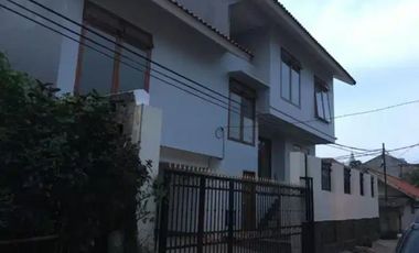 Rumah Disewakan di Radio Dalam, Kebayoran Baru, Jakarta Selatan