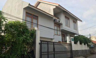 Rumah Disewakan di Radio Dalam, Kebayoran Baru, Jakarta Selatan