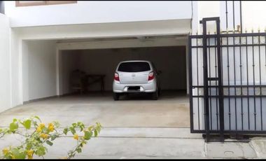 Rumah Disewakan di Radio Dalam, Kebayoran Baru, Jakarta Selatan