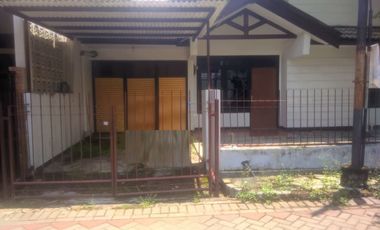 Rumah disewakan di Jawa Timur, Surabaya