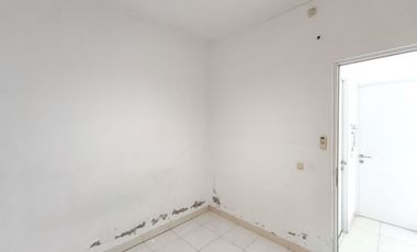 Rumah 15 Menit ke RS Hermina Serpong SHM Dibantu KPR J-48574