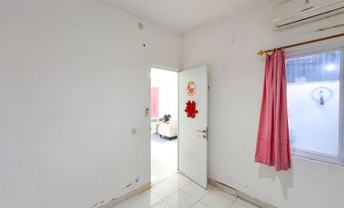 Rumah 15 Menit ke RS Hermina Serpong SHM Dibantu KPR J-48574