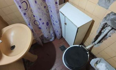 VENTA LOTE CON CASA 5 AMBIENTES EN ISIDRO CASANOVA