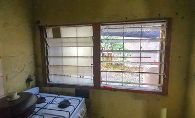 VENTA LOTE CON CASA 5 AMBIENTES EN ISIDRO CASANOVA