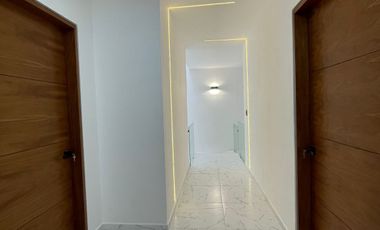 Hermosa Casa NUEVA con Alberca y 4 Rec. en Condominio con Seguridad 24/7 en Cuernavaca