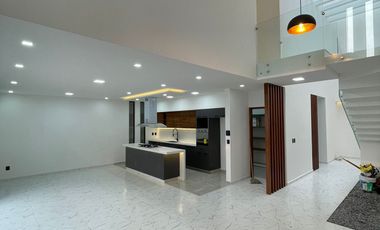 Hermosa Casa NUEVA con Alberca y 4 Rec. en Condominio con Seguridad 24/7 en Cuernavaca