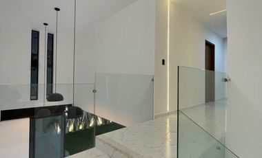 Hermosa Casa NUEVA con Alberca y 4 Rec. en Condominio con Seguridad 24/7 en Cuernavaca