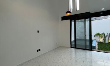 Hermosa Casa NUEVA con Alberca y 4 Rec. en Condominio con Seguridad 24/7 en Cuernavaca