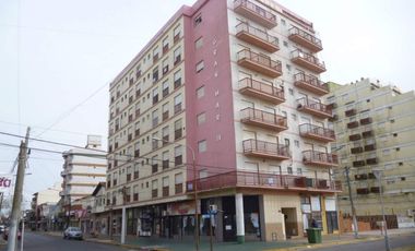 MONOAMBIENTE CON VISTA AL MAR