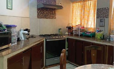 En venta casa en Pedregal de las Ánimas: jardín y nivel sótano