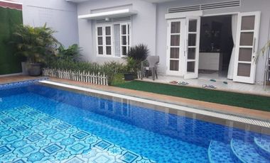 Rumah second mewah dgn private swimming pool dipd.labu,Jaksel