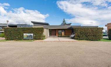 casa en venta en san jacinto. Cod V29881