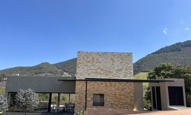 casa en arriendo en macadamia del rio. Cod A8408297