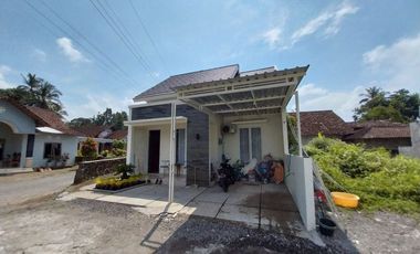 Rumah Murah di Sleman Jalan Lebar 5 Meter Dekat Pasar Ngemplak